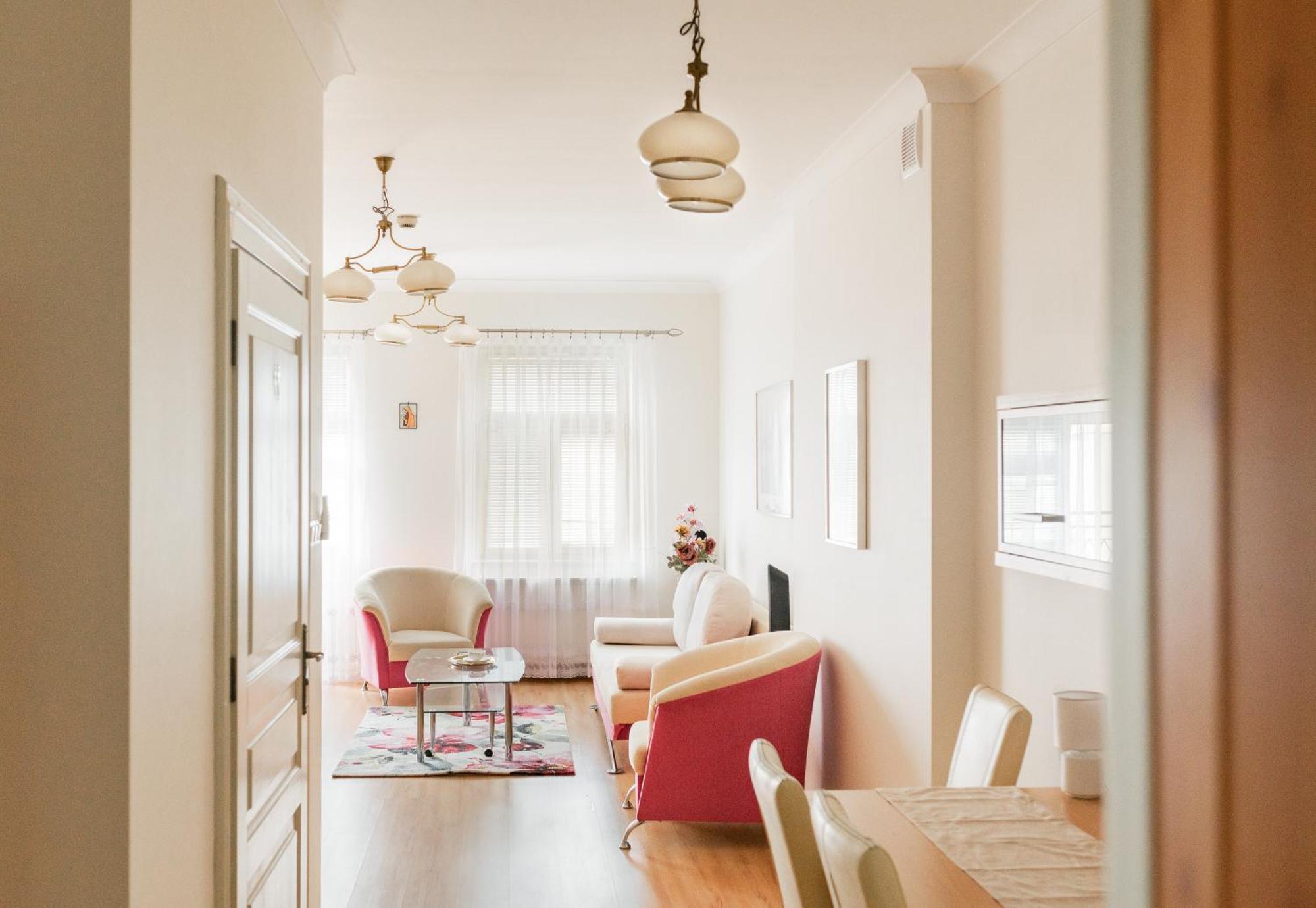 Apartamenty Optimal ปวอตสก์ ภายนอก รูปภาพ