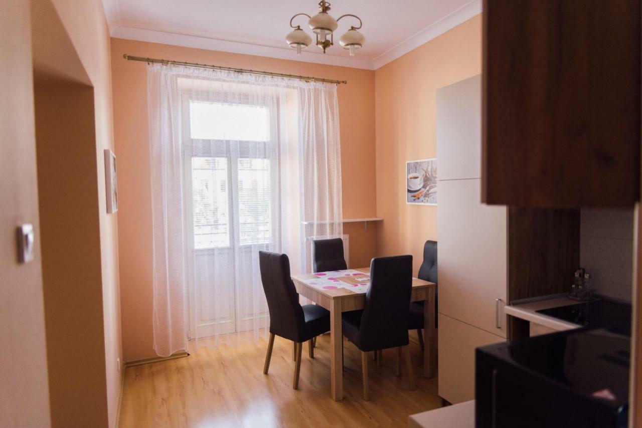 Apartamenty Optimal ปวอตสก์ ภายนอก รูปภาพ